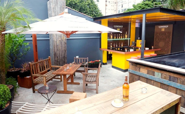 RooftopBar