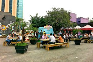 Célebre bar belga, Delirium Café abre até setembro em SP