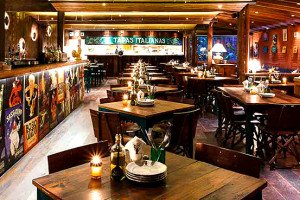 Pub belga Delirium Café inaugura filial em SP, com incríveis 24 torneiras de chope