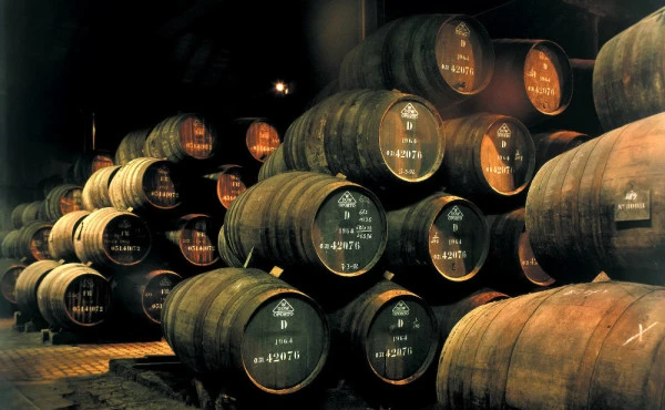 Vinho do Porto de 836 reais é eleito o melhor do mundo pela Wine Spectator