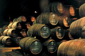 Bar Riviera expande mezanino, ganha dois lounges e comporta agora mais 50 clientes