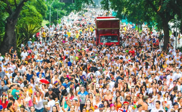GueriGueri Desfile