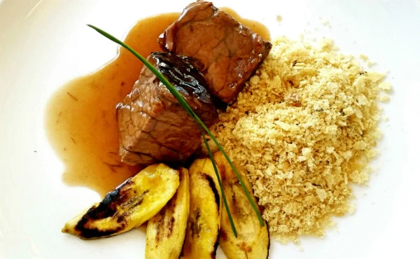 Nova casa do chef Charlô Whately, Cha-Cha é o atual hotspot de almoço no Itaim
