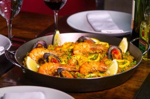 Primeira edição da sunset party Wild Roof agita os Jardins neste sábado (16/5)