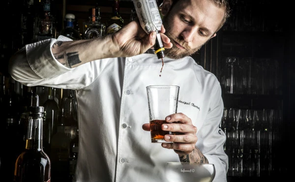 Employees-Only-Bartender-Steve-Schneider