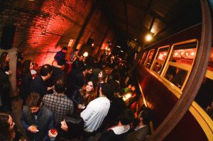 Concorrido Le Jazz Petit Bar estreia novo barman e estica horário até 1 da manhã