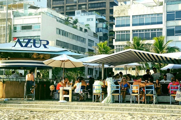 [Rio] Chef Pedro de Artagão estreia na Praia do Leblon com o já badalado quiosque Azur