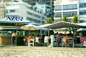 [SP] Baixo Pinheiros ganha bar top de coquetéis Guilhotina, do hábil Márcio Silva