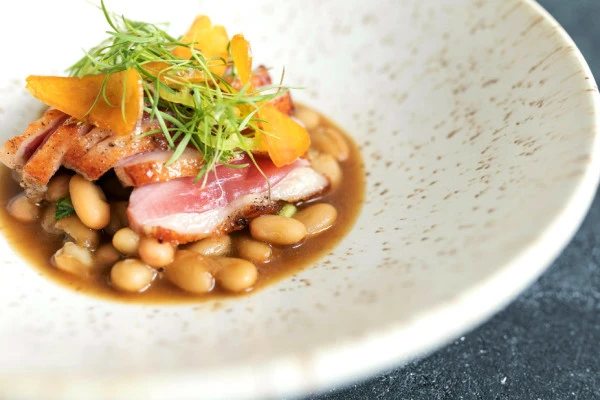 [SP] Chef André Mifano volta-se às receitas para compartilhar no novo e moderninho Lilu