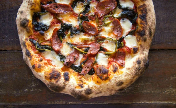 Bráz cria novo estilo de massa de pizza, chamada "nuvola", para festival Fora de Série