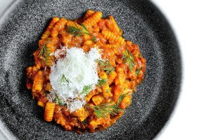 Quinze delícias de endereços bacanas que você pode pedir em casa nesta quarentena