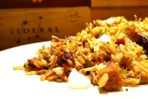 Novíssima hamburgueria C6, do chef Marcos Livi, vira sensação do Mercado de Pinheiros