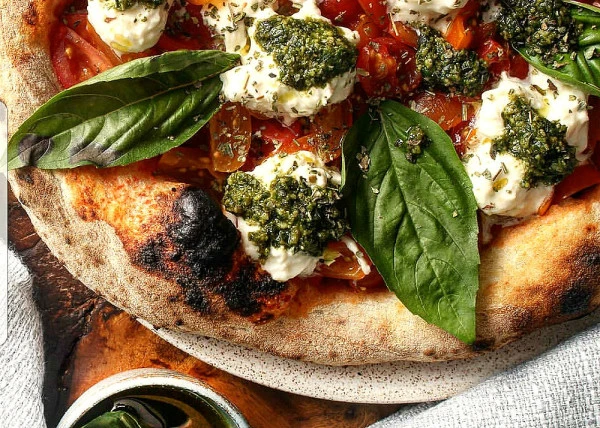 Bacana Unica Pizzeria leva febre das redondas à moda napolitana ao Campo Belo
