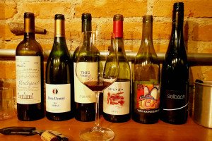 Ex-SubAstor, Rogério Frajola inaugura bar Sylvester junto com a turma do Paramount