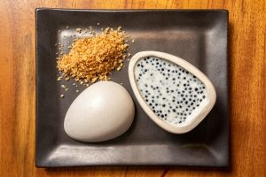 Um dos melhores restaurantes do Rio, Chez Claude estreia no Itaim com cozinha tinindo