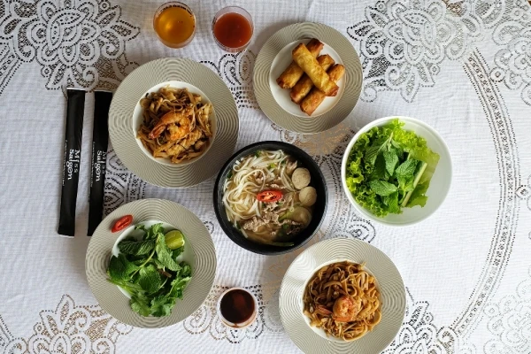 Com história que daria um filme, chef Phuoc comanda raro vietnamita em SP, o Miss Saigon