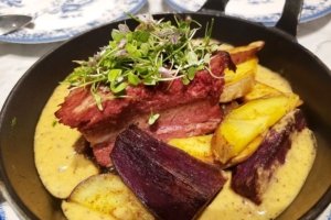 Charlô Bistrô reabre nos Jardins com preços moderados e atmosfera mais descontraída