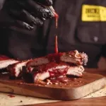 Célebre cadeia americana Dickey’s chega a SP com conceito de churrasco texano express