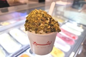 Novidade em Pinheiros, Bubbeleh Deli Shop seduz com shawarmas, gyros e burekas