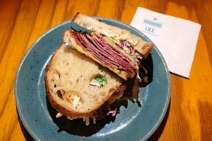 Sucesso no Itaim, SóShots & Gin Club ganha filial no burburinho do Baixo Pinheiros