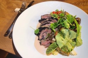 Novidade promissora, Bar dos Cravos leva coquetelaria de ponta para região do Paraíso