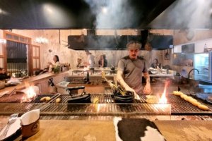 Bartender Gabriel Santana abre o Cordial, ótimo boteco de coquetéis no centro de SP