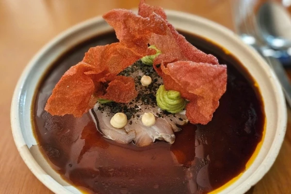 Restaurante moderninho Jacó destaca-se entre as últimas novidades da Vila Madalena