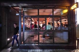 Barbatana Amarela está entre os melhores restaurantes de peixes e frutos do mar de SP