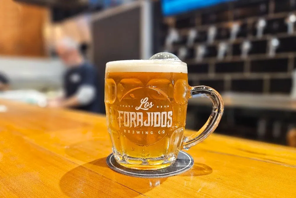Los Forajidos Tap House