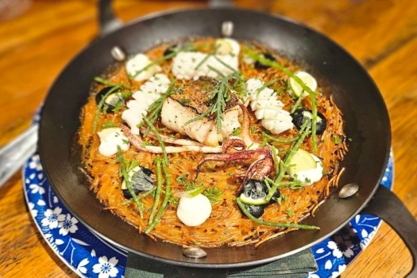 Barkatu encanta com cozinha que faz remix dos botecos bascos com izakayas japoneses