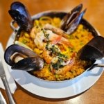 Maripili e suas tentadoras tapas espanholas ressurgem em simpática esquina de Moema