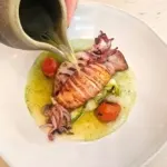 Chef peruana Marisabel Woodman eleva sua gastronomia no novo Mares de La Peruana