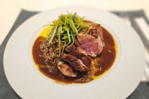 Rômulo Morente inaugura o Zé Bolim, boteco 'express' especializado em salgados de balcão