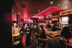 Chef Maurício Santi e bartender João Piccolo estreiam bar tailandês P’Lek, nos Jardins