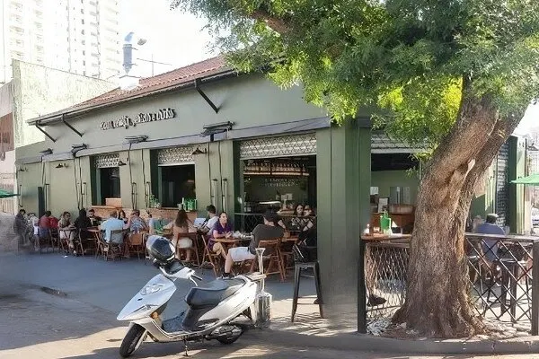 Bar Esquina Aroeira festeja 2 anos em maio com 15 chefs convidados