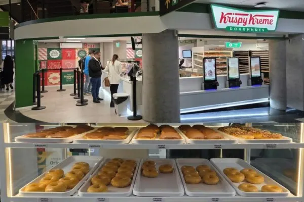Krispy Kreme ganha loja 24 horas no Aeroporto de Congonhas 