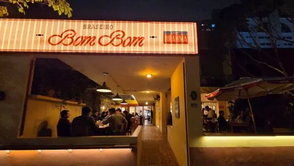 Braseiro Bom Bom, de Romulo Morente, leva a Pinheiros o espírito dos braseiros cariocas