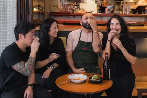 Turma do Jojo Ramen agita o restaurante Brisa do Barú